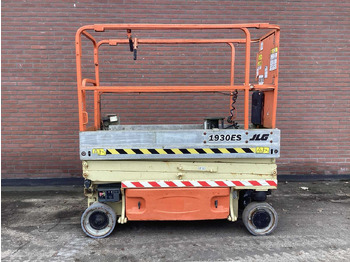 Aerial platform JLG