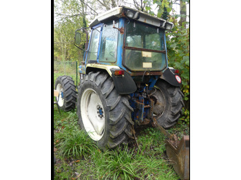 Farm tractor NEW HOLLAND