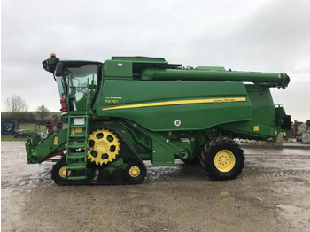 Combine harvester JOHN DEERE T670