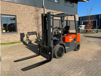 Diesel forklift DOOSAN