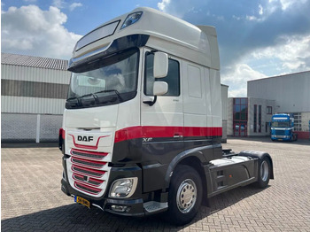 Tractor unit DAF XF 530