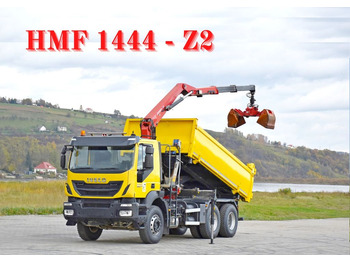 Crane truck IVECO Trakker