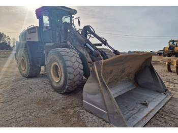 Wheel loader TEREX