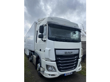 Tractor unit DAF XF 460