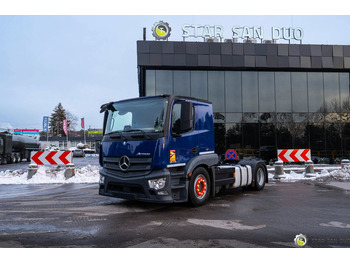 Tractor unit MERCEDES-BENZ Actros 1843