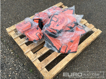 Construction equipment Unused Coval Pallet of Various Chainsaw Backpacks: picture 2