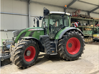 Farm tractor FENDT 718 Vario