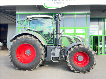 Farm tractor FENDT 722 Vario