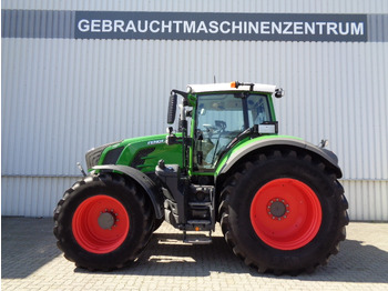 Farm tractor FENDT 824 Vario