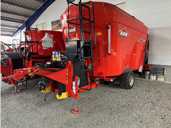 Forage mixer wagon KUHN