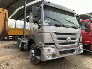 Tractor unit SINOTRUK Howo 380 Truck Head: picture 3