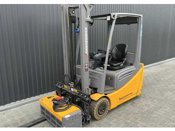 Electric forklift JUNGHEINRICH EFG