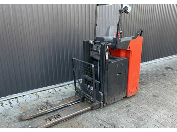 Stacker Linde D12S: picture 3