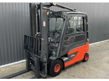 Electric forklift LINDE E