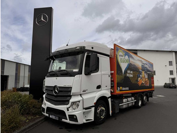 Container transporter/ Swap body truck MERCEDES-BENZ Actros 2543