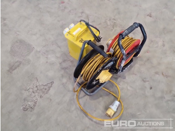 Construction equipment 110 Volt Transformer, 110 Volt Extention Leads (3 of): picture 3