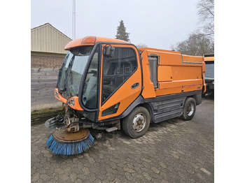 Road sweeper JOHNSTON