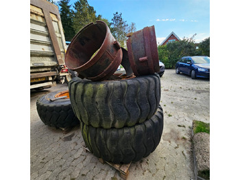 Farm tractor Michelin 20,5 R25: picture 3