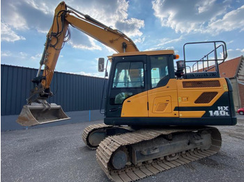 Crawler excavator HYUNDAI