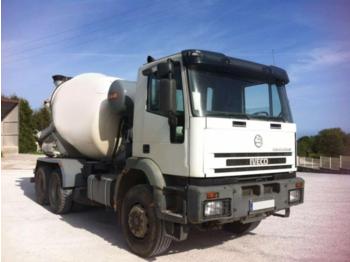 Concrete mixer truck IVECO 310: picture 1