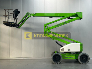 Articulated boom NIFTYLIFT