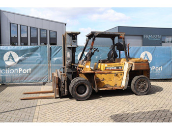 Diesel forklift CATERPILLAR