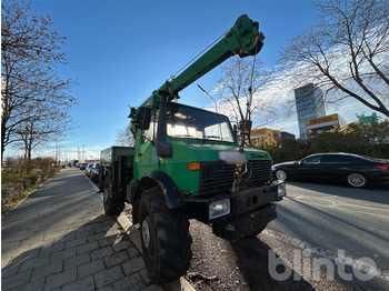 Crane truck 1981 Daimler-Benz Unimog U 1700: picture 2