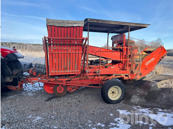 Potato harvester GRIMME