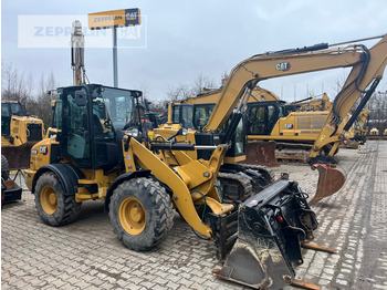 Wheel loader CATERPILLAR 908M