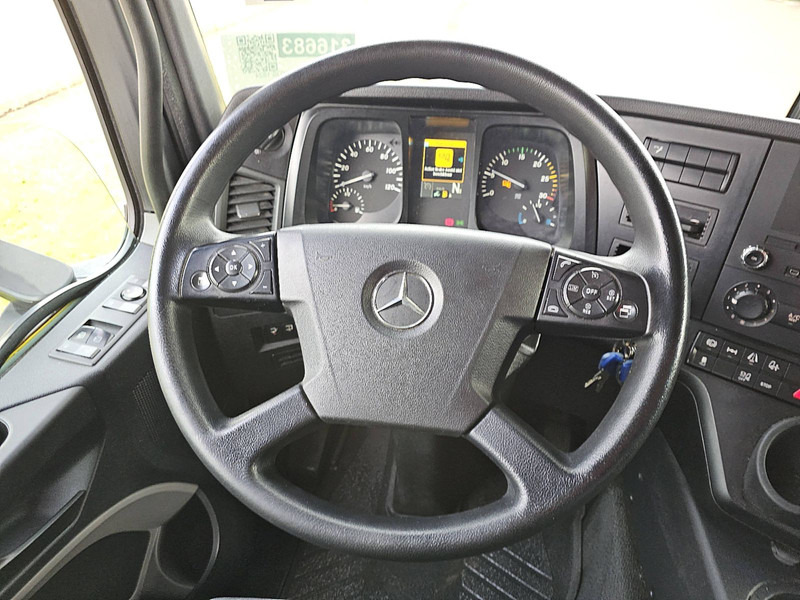 Leasing of Mercedes-Benz ANTOS 1824 Mercedes-Benz ANTOS 1824: picture 12