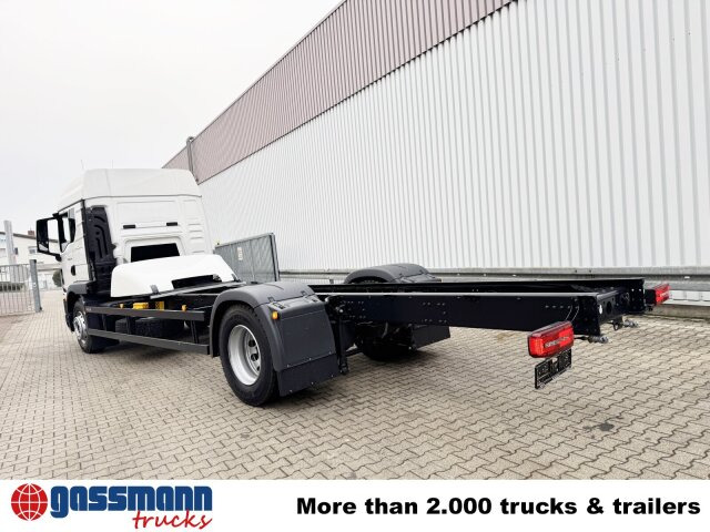 New Cab chassis truck MAN TGM 18.320 4x2 BL: picture 12