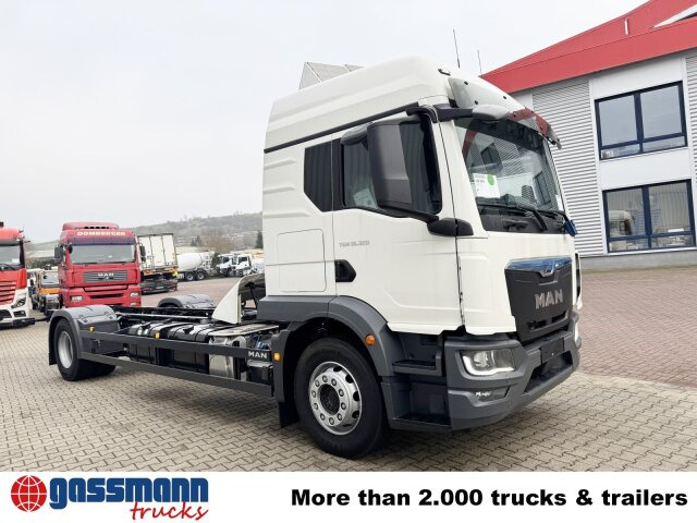 New Cab chassis truck MAN TGM 18.320 4x2 BL: picture 9