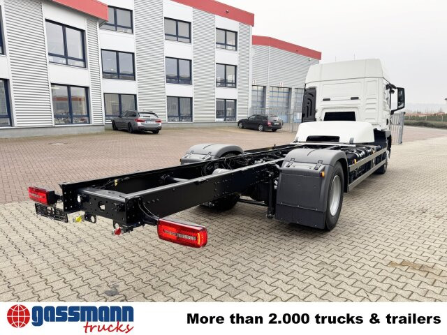 New Cab chassis truck MAN TGM 18.320 4x2 BL: picture 10