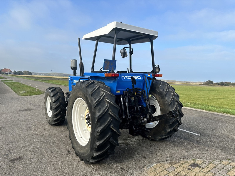 Farm tractor New Holland 110-90 DT: picture 8