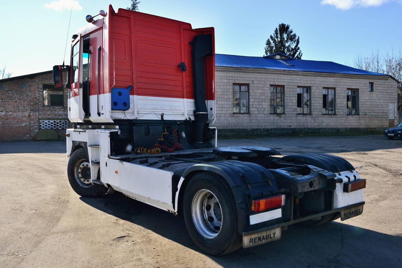 Tractor unit RENAULT Magnum 470: picture 6