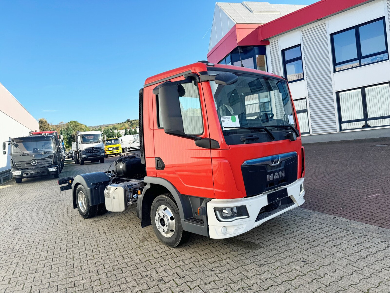 New Cab chassis truck MAN TGL 8.190 4x2 BB CH TGL 8.190 4x2 BB CH, Nebenantrieb: picture 9