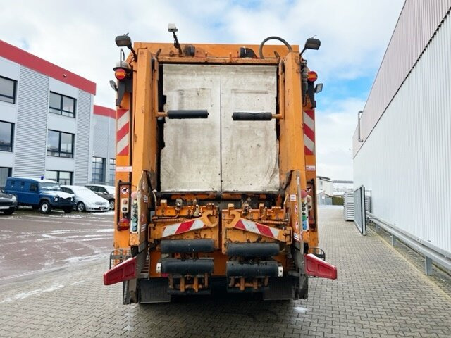 Garbage truck for transportation of garbage Mercedes-Benz Actros 2632/41 6x4 Actros 2632/41 6x4, FAUN Rotopress 520, Zöller-Schüttung: picture 10