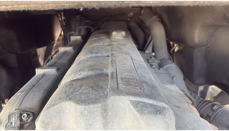 Tractor unit Renault Premium 420 (BOITE MANUELLE / MANUAL GEARBOX): picture 12