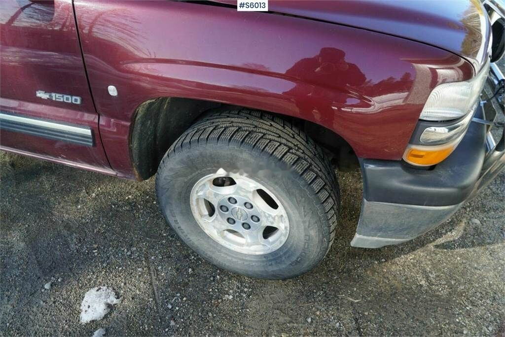 Box truck Chevrolet 1500 Silverado: picture 6