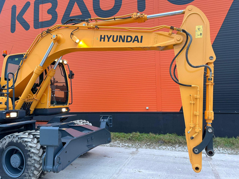 Wheel excavator Hyundai R 140 W-9 AC: picture 11