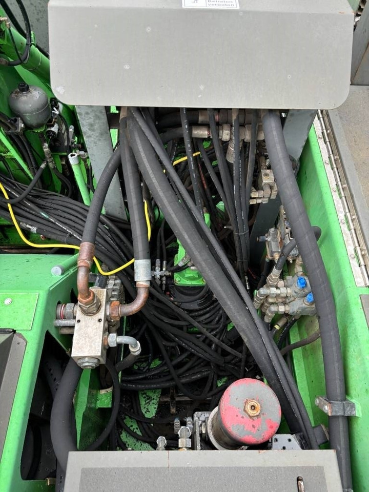 Waste/ Industry handler Sennebogen 835R HD -- Hydr undercarriage -- 835: picture 17