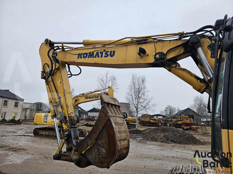 Crawler excavator Komatsu PC180LC: picture 13