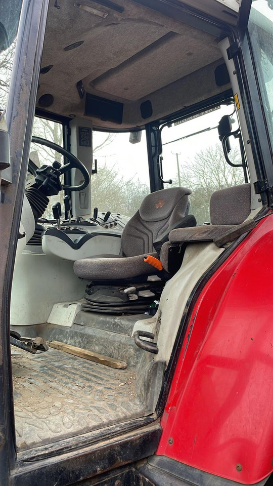 Farm tractor MASSEY FERGUSON 6480 DYNASHIFT: picture 6