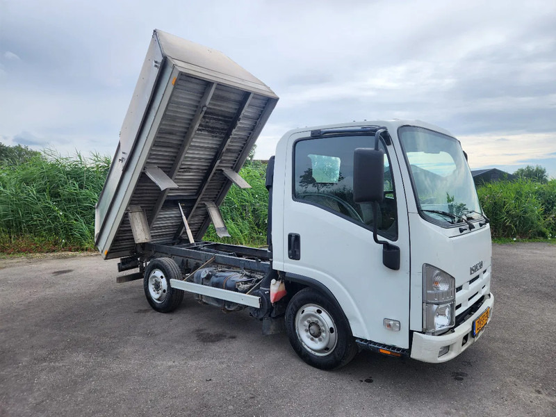 Tipper van Isuzu N 2011, 3.0L, Euro 5, 157000km, Manual, New APK/TUV: picture 1