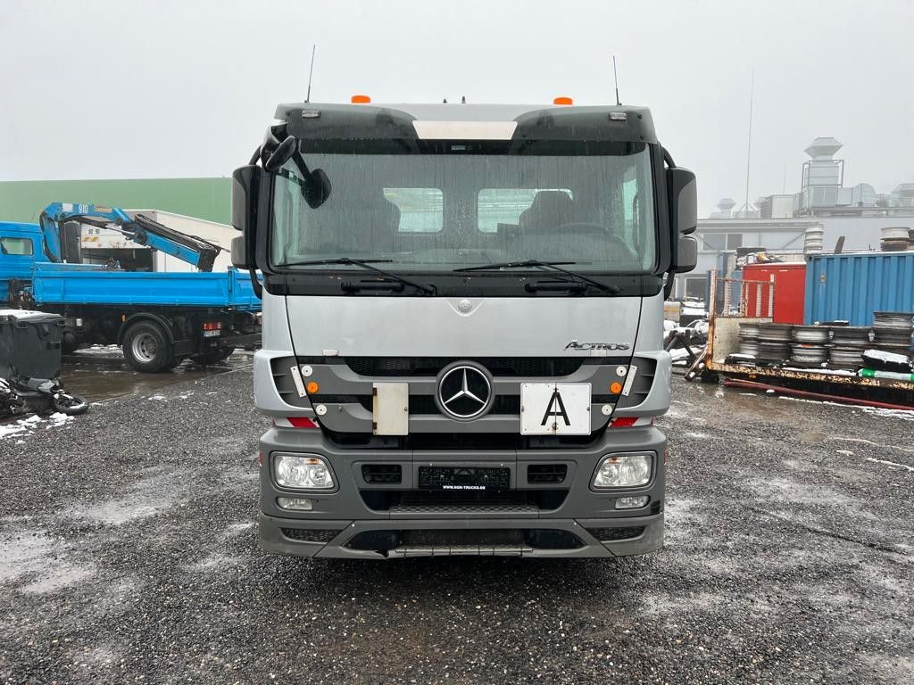 Hook lift truck Mercedes-Benz 2541 6X2 VDL Abroller mit Hydr. Verriegelung: picture 8