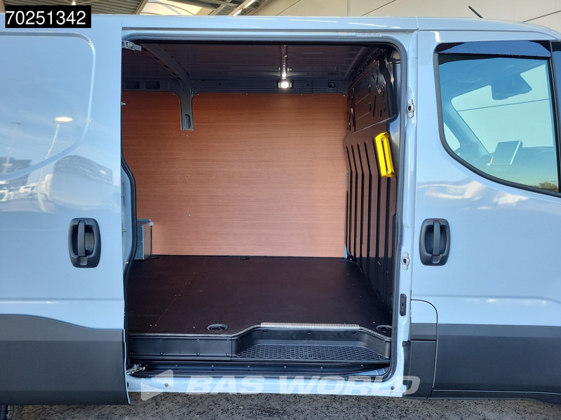 New Panel van Iveco Daily 35S21 3.0L Automaat Laag dak L2H1 2025model Unieke kleur! LED Navi ACC Camera 8m3 Airco Trekhaak: picture 7