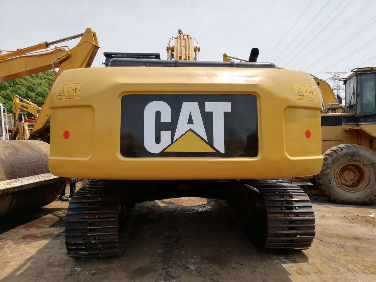 Crawler excavator Cat 325D: picture 11