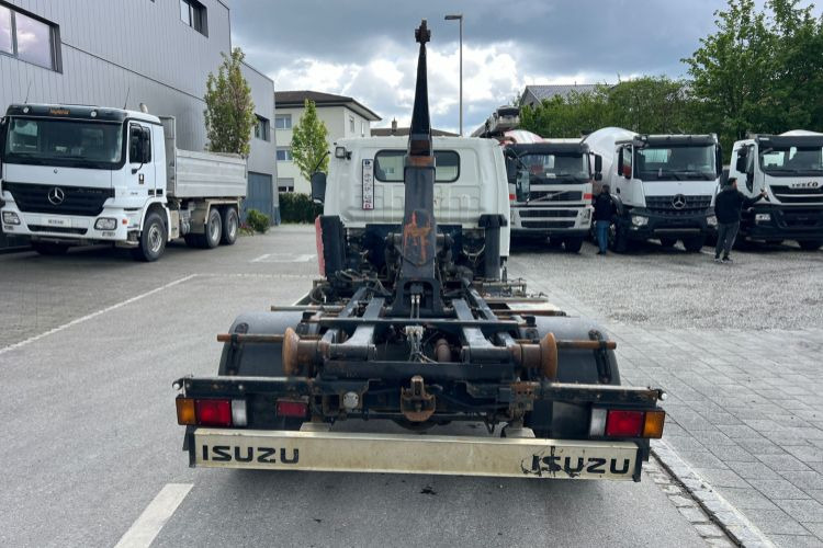 Hook lift truck ISUZU | NQR75 4x2: picture 6