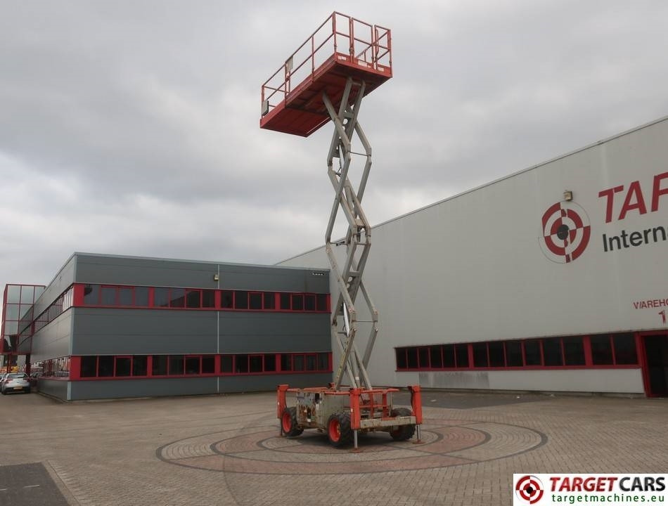 Leasing of SkyJack SJ6826 RT Diesel 4x4 Scissor Work Lift 992cm  SkyJack SJ6826 RT Diesel 4x4 Scissor Work Lift 992cm: picture 22