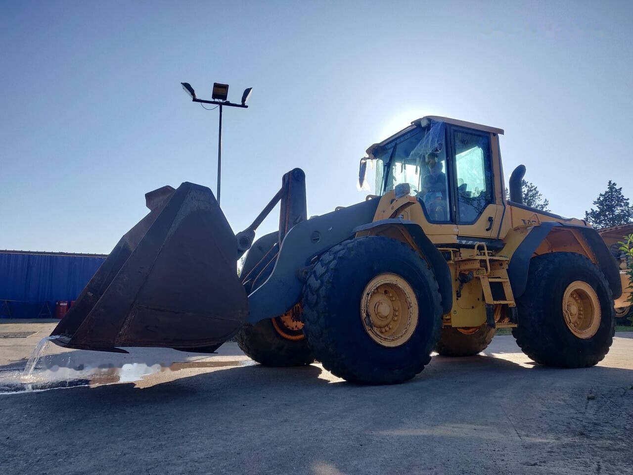 Wheel loader Volvo L110F: picture 12